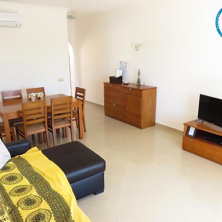 Apartamento T1 Com Vista Mar Perto Da Praia N.ª Sra. Da Rocha Porches  Esterno foto