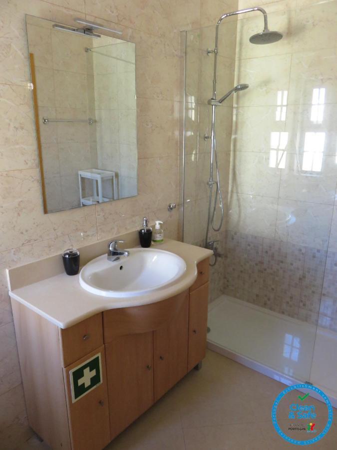 Apartamento T1 Com Vista Mar Perto Da Praia N.ª Sra. Da Rocha Porches  Esterno foto