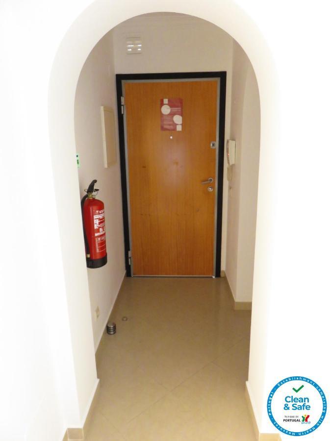 Apartamento T1 Com Vista Mar Perto Da Praia N.ª Sra. Da Rocha Porches  Esterno foto