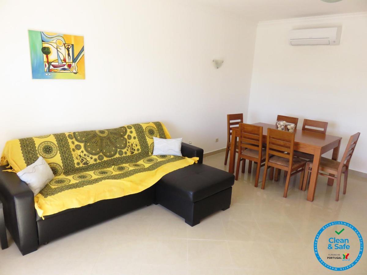 Apartamento T1 Com Vista Mar Perto Da Praia N.ª Sra. Da Rocha Porches  Esterno foto